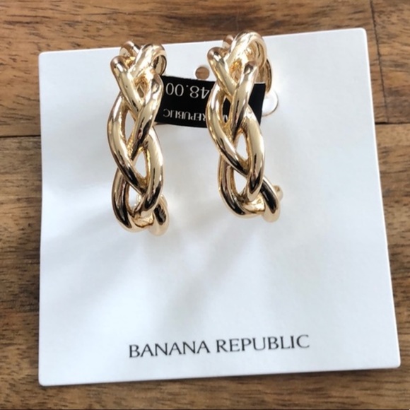 Banana Republic Gold Hoop Earrings 👂🏼 - Picture 2 of 3